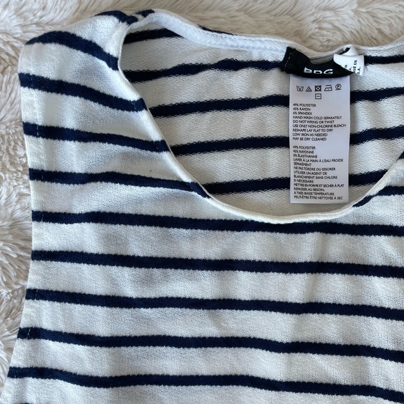 BDG Striped Crop Top - Picture 2 of 4